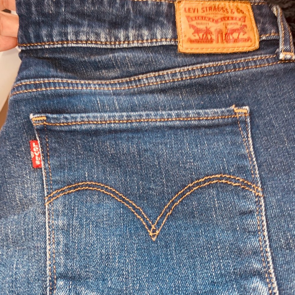 Levi's 712 Slim Medium Wash Denim Jeans Womens Size 33 actual W36xL31 - Picture 5 of 5
